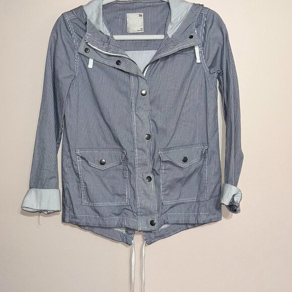 Brandy Melville Jackets & Blazers - Blue and White Striped Lightweight Jacket